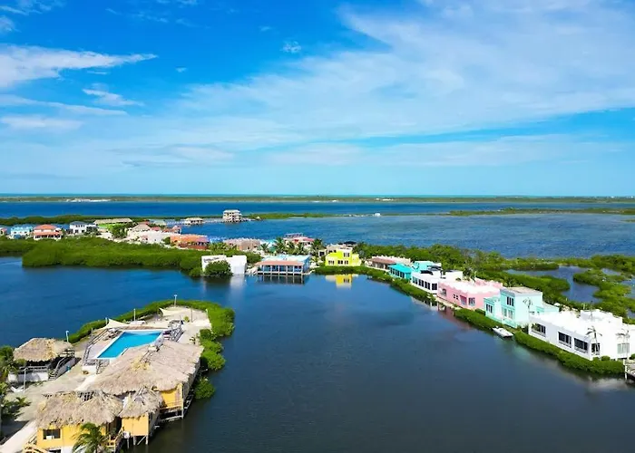 12 At Mara Laguna * San Pedro (Ambergris Caye)